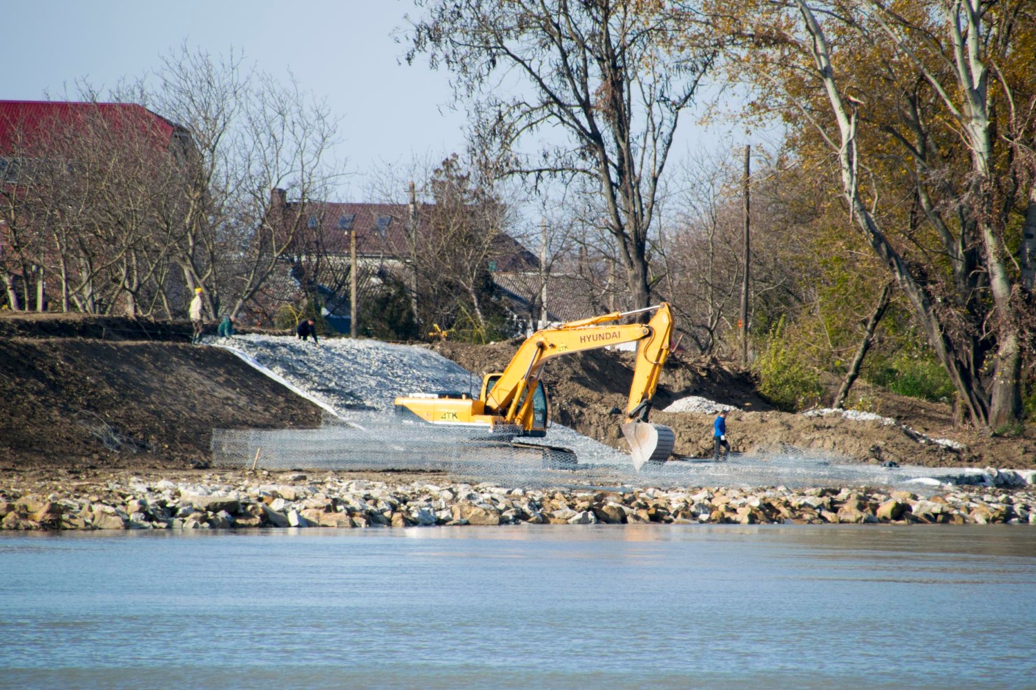 Hydro excavation supports